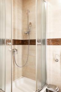 Double Room with Balcony (no kitchen) room in Apartments-Rooms Kocijancic