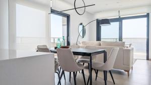 SUNSET CLIFFS horizon apartment