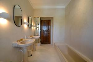 Villas Magnifique Bastide Provencale avec piscine entierement privatisee : photos des chambres