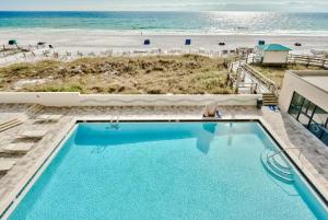Sundestin beach front condo with amazing views