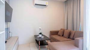 Deluxe Sea View Patong 1BR