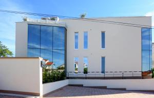 Lovely Apartment In Murter With Wifi - Csv284