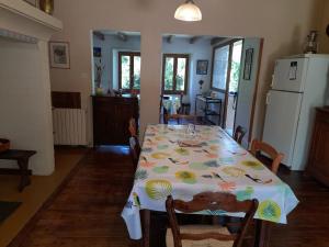 Maisons de vacances Gite de France Lacam : Maison 3 Chambres