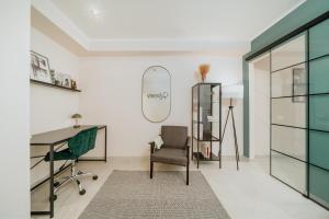 Homely Berlin - Huge Terrace, Modern, Quiet, Near Kudamm