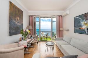 "Le Méditerrannée" by EnjoyNice, breathtaking sea view, 2 terraces and Airco