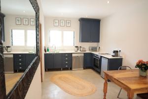 Gorgeous 1-bedroom Sandton flat