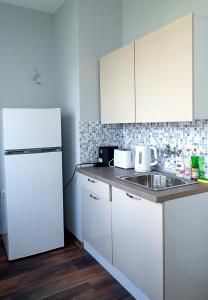 Bright & Airy Flat with 2 Bedrooms - Urban peace by Flat Mаnаger