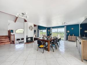 Maisons de vacances Familles - amis, Netflix -clim - 3 terrasses - BBQ : photos des chambres