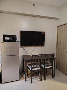 Zenys Staycation at Shore 1 Residences