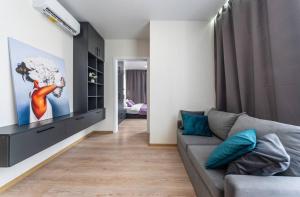 Шикарні апартаменти Виговського 4012, ЖК Варшавський, 5 хв Ретровіль, Вишгород