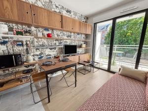 Balcon calme, déco architecte & wifi ultra rapide