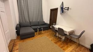 Stradom House Apartment