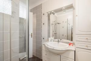 Maisons de vacances Maison VALFLO : photos des chambres