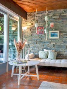 Gemütliche Ferienwohnung mit Terrasse und Seeblick