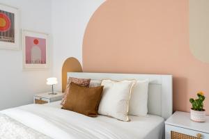 Lunette - Artful 1-BR Apartment & Balcony in Larnaca