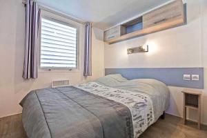 Campings Camping 3 etoiles - Piscine - ccbbhdi : photos des chambres