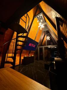 M Cabin A Frame Predeal Ciubar