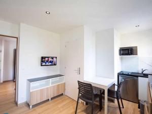 Campings Camping 3 etoiles - Piscine - ccbbhdi : photos des chambres