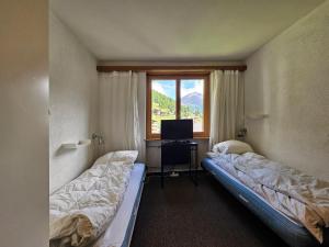 Cresta 3rd Floor