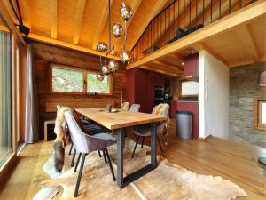 Luxury Chalet Engedi