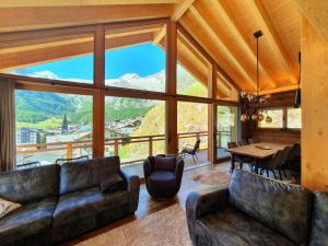 Luxury Chalet Engedi