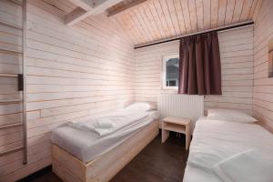 Familiehuis met Hottub + trekkershutten | 18 Pers.