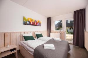 Familiehuis met Hottub & Sauna + trekkershutten | 18 Pers.