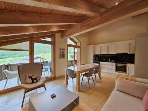 Aramis Dachwohnung 4