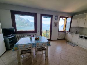 Casa ARIA Iseo Lake - panoramic house with private pool