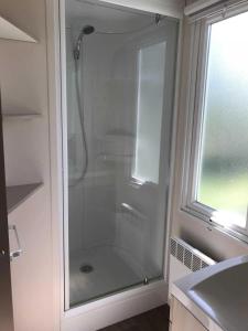 Campings Camping 3 etoiles - Piscine - ccbbhgd : photos des chambres