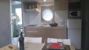 Campings Camping 3 etoiles - Piscine - ccbbhca : photos des chambres