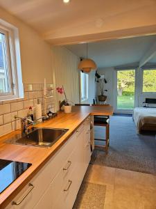 Central Åhus H Guest House