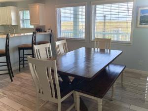 Beachgate Condo Suites and Hotel 511 condo