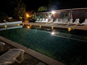 Maisons de vacances Hameau des laurieres : photos des chambres