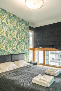 Waveside Apartment - With a Sea View