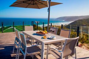 Num Num House 6 Sleeper