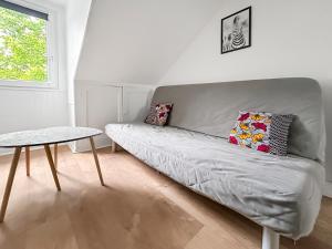 Appartements Douillet studio avec Wi-Fi, proche Transports : photos des chambres