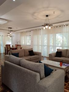 BEACH FRONT 3 Bedroom Bungalow