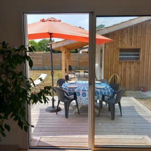 Maisons de vacances CASSY Maison 3 chambres avec jardin : photos des chambres