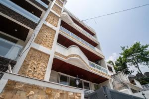 Alaya Stays Udgam Vilas 3-BHK With Jacuzzi