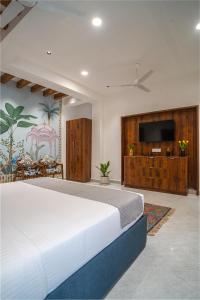 Alaya Stays Udgam Vilas 3-BHK With Jacuzzi