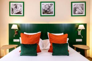 Hotels Hotel & Residence Lou Paradou Greoux Les Bains : photos des chambres