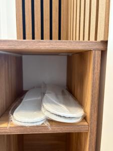 Central modern 1BR - Just Renovated