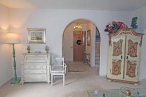 Casa Rododendro by HolAp SA