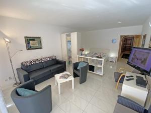 Casa Cincillà, 2 Stock by HolAp SA