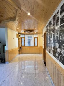 Le Massif by Valley Of Apples