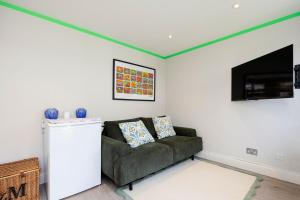 Veeve - The Garden House