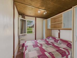 Chalets Chalet La Brousse pour 5 personne avec piscine : photos des chambres