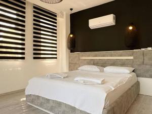 Burla Villa Çalış