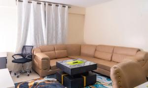 Luxury City View King & Family Bunk bed Suite